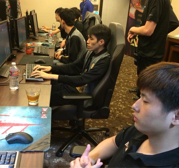 ehome vs newbee